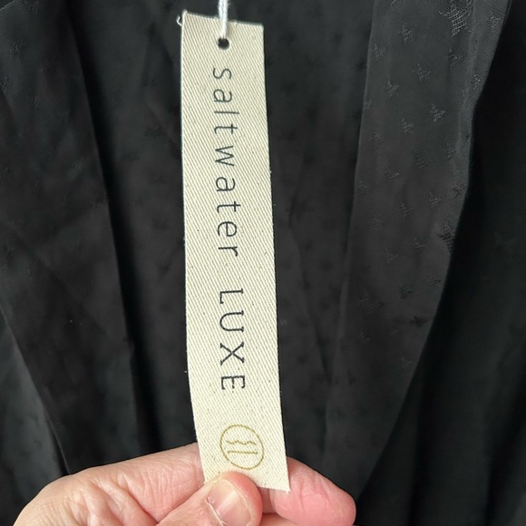 Saltwater luxe black stars robe waisted kimono style black - Picture 4 of 14